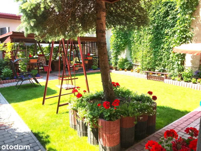 Dom, lokale usługowe, garaże, Centrum Przasnysz