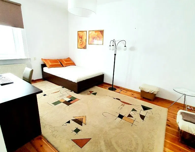 Dom, lokale usługowe, garaże, Centrum Przasnysz